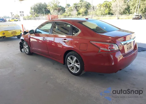 2015 Nissan Altima 2.5 Sv z USA, uszkodzony, nr VIN 1N4AL3AP0FC573812
